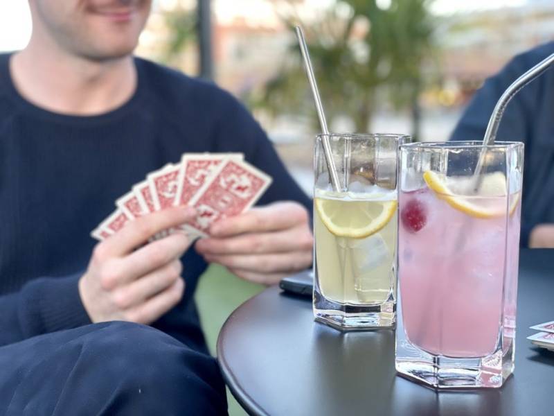 Les après midi en terrasse pour boire un verre au Blue Flamingo à Strasbourg