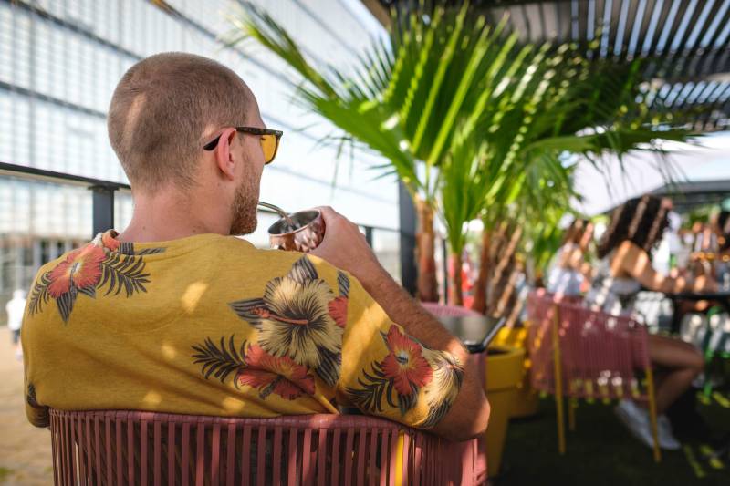 Le Bar Rooftop du Blue Flamingo est la meilleure terrasse pour les afterwork